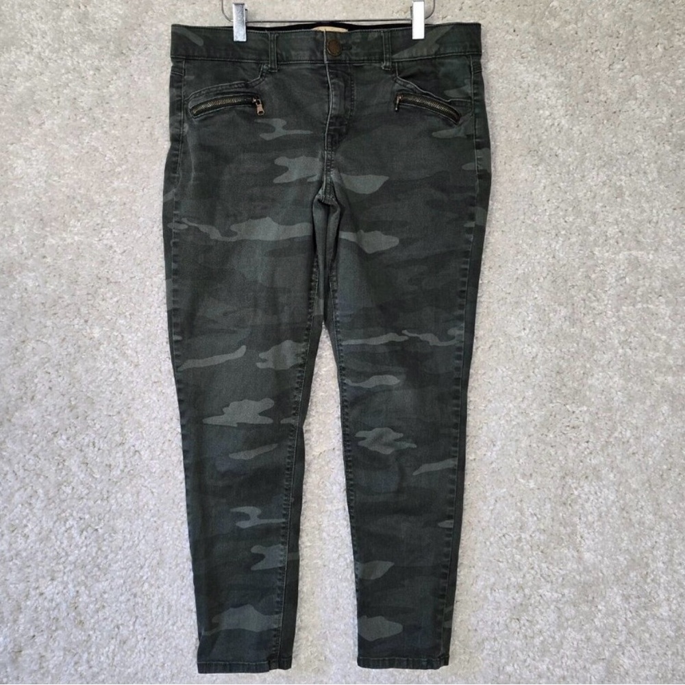 Democracy Women's Skinny Jeans - Camouflage Green